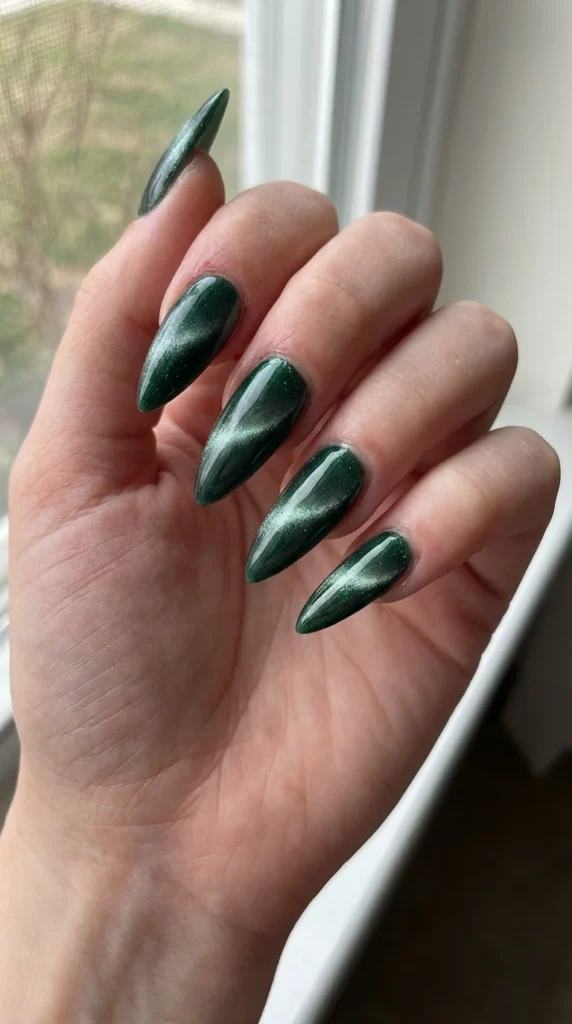 Cat eye emerald acrylic nails