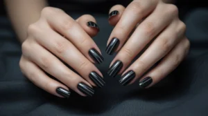 Mesmerizing Black Cat Eye Nails